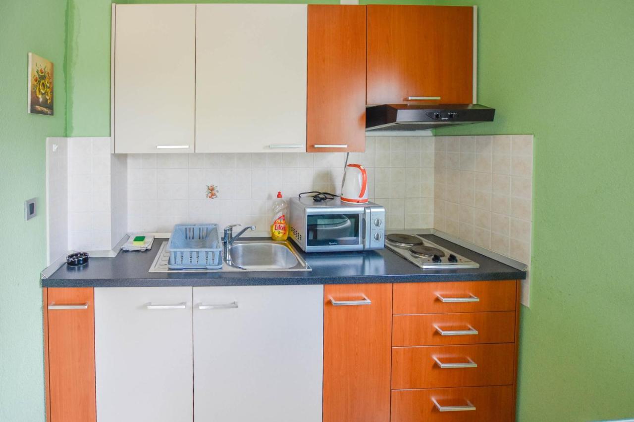 Jacqueline Apartment